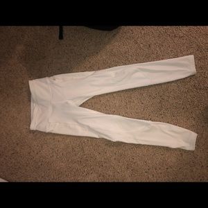 white lululemon leggings.